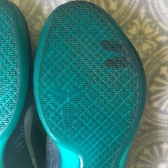 Nike Kobe X - Picture 14 of 14
